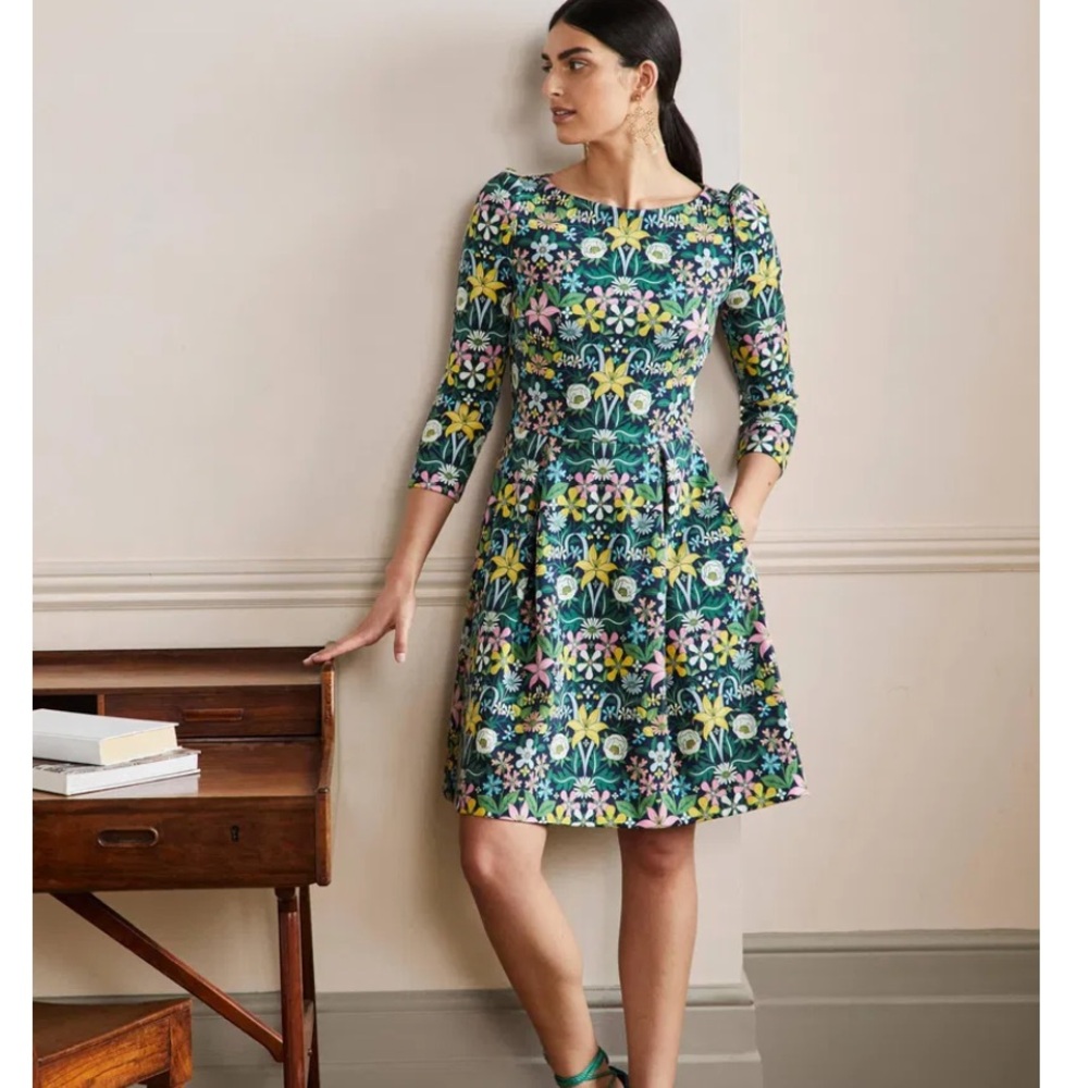Biden Marie Botanical Floral Jersey Dress